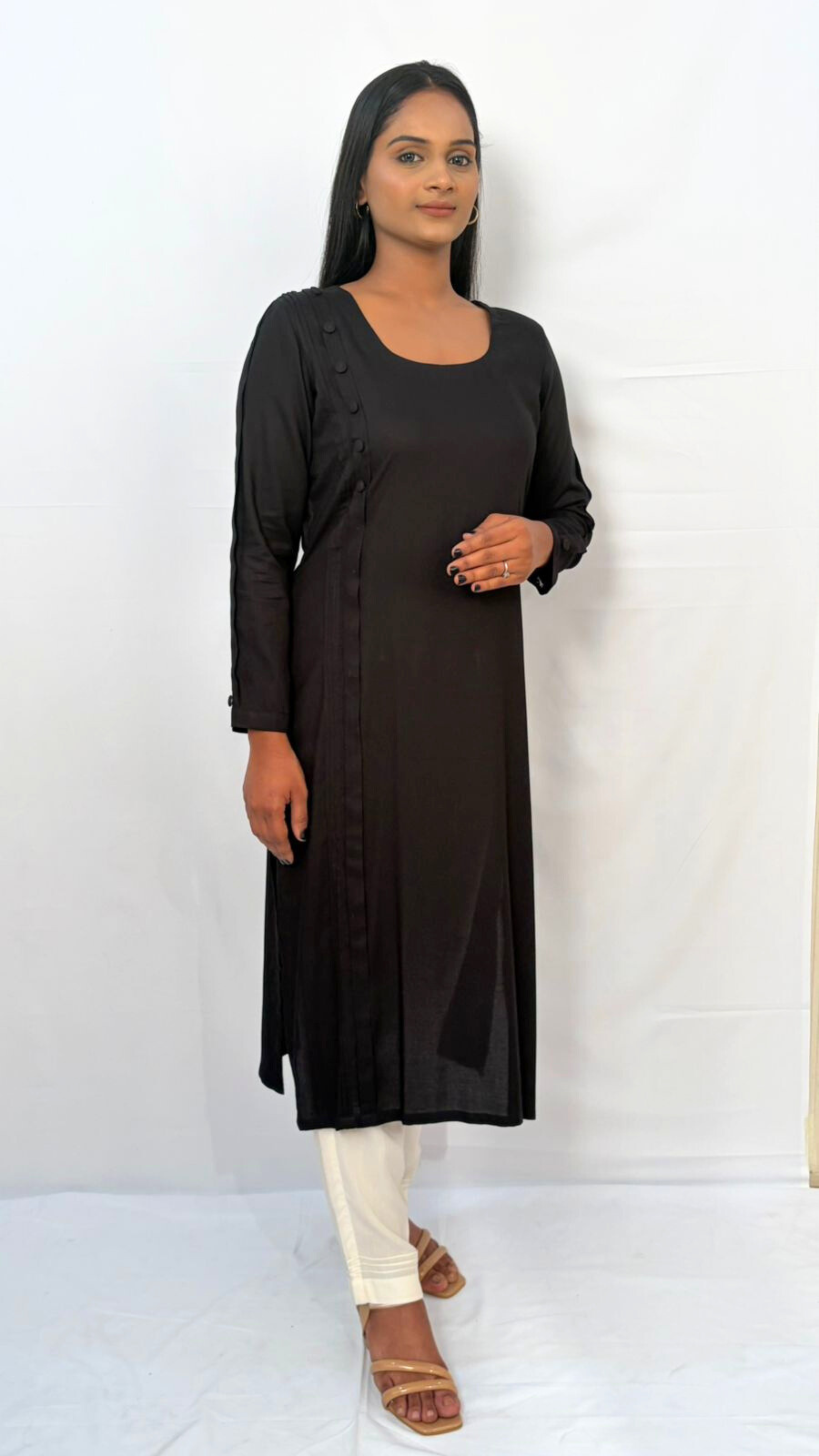 Black Kurti